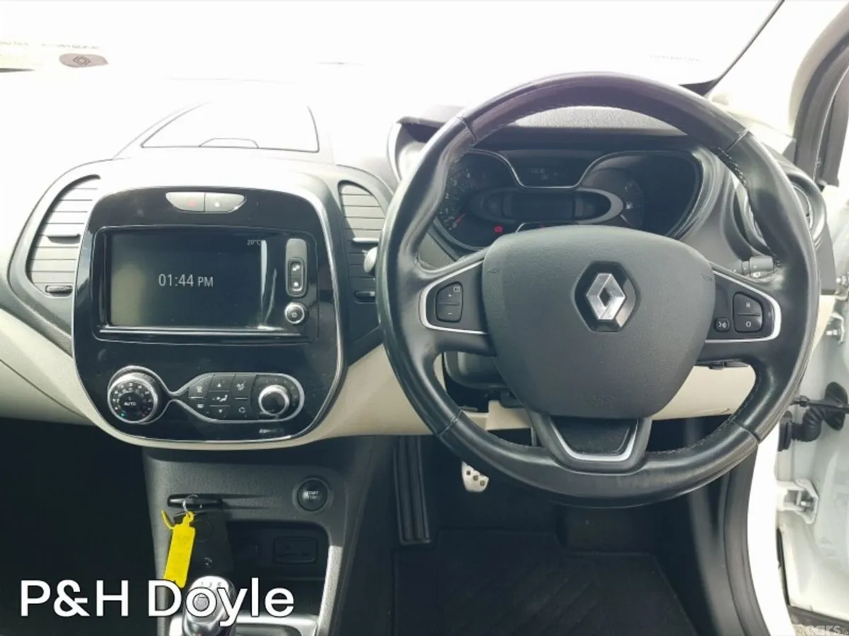 Renault Captur Hatchback, Diesel, 2018, White