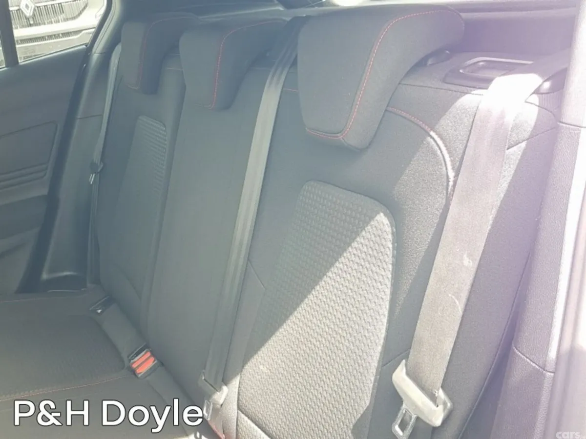 Ford Focus Hatchback, Diesel, 2024, Grey
