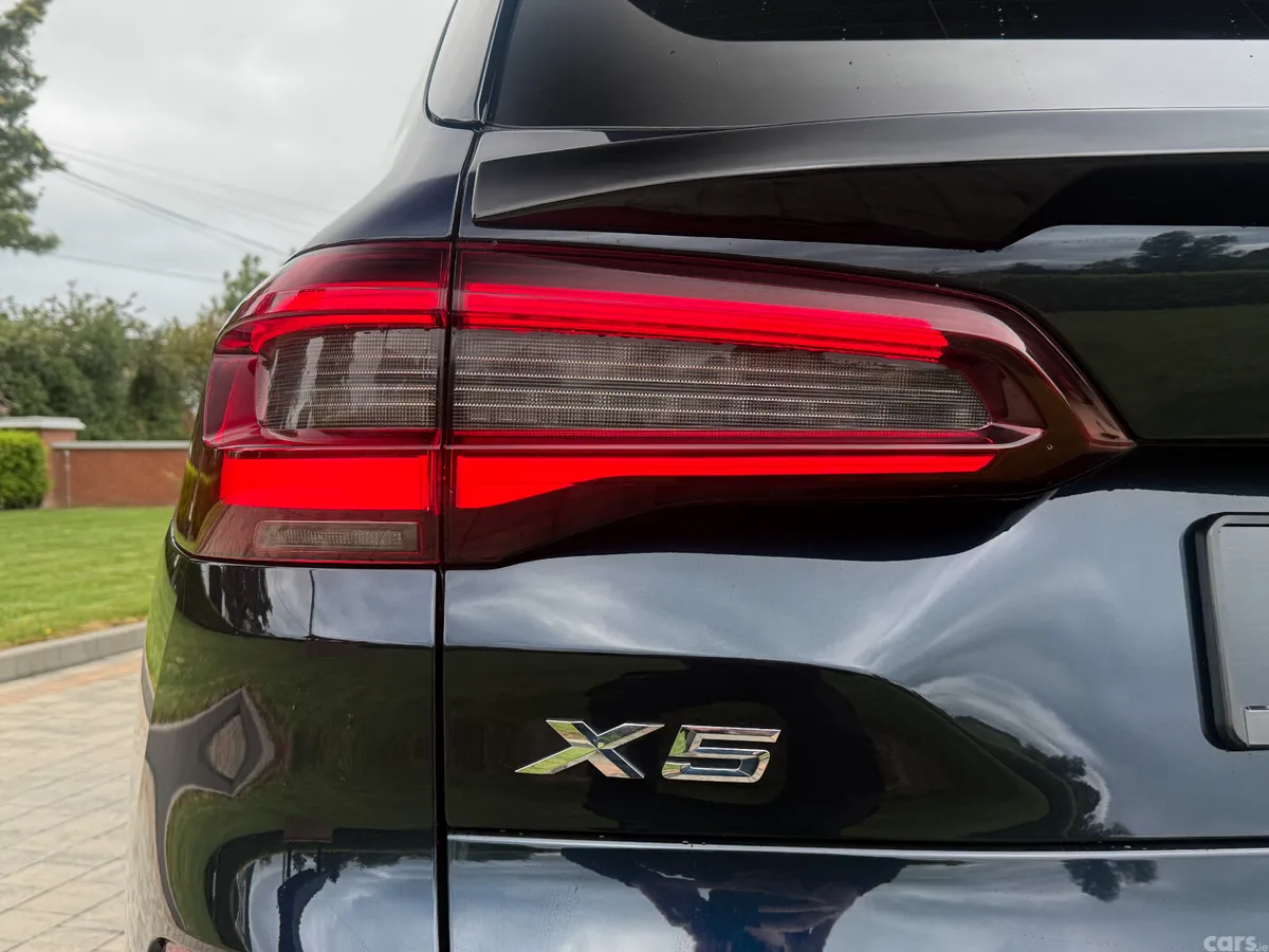 BMW X5 SUV, Petrol Plug-in Hybrid, 2022, Black