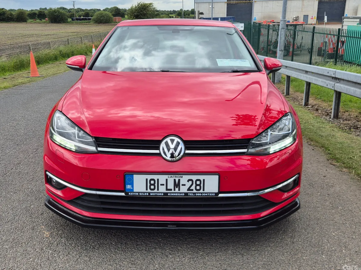 Volkswagen Golf Estate, Petrol, 2018, Red