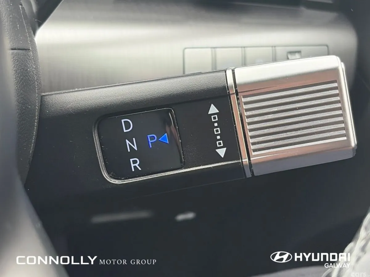 Hyundai KONA MPV, Petrol, 2025, Grey