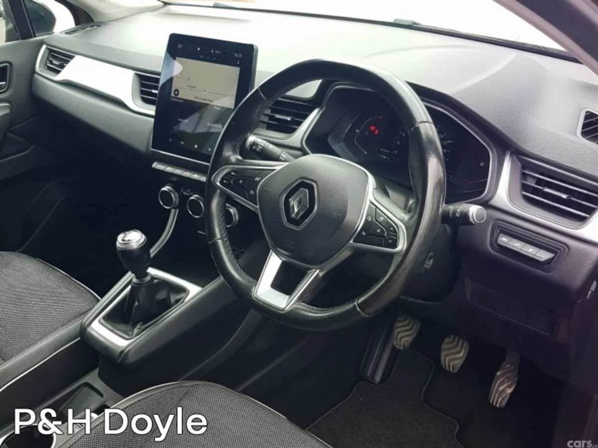 Renault Captur Hatchback, Diesel, 2021, Orange