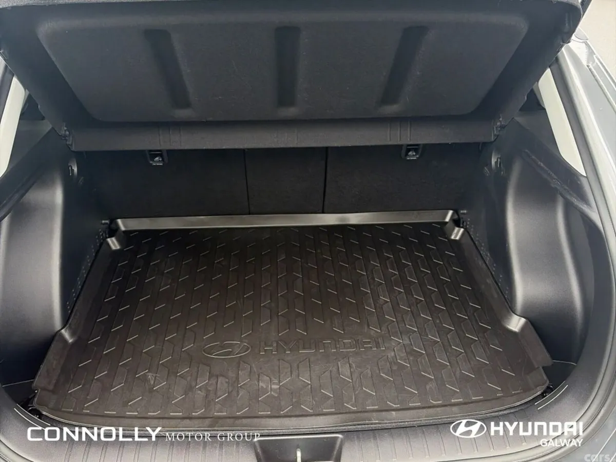 Hyundai KONA MPV, Petrol, 2025, Grey