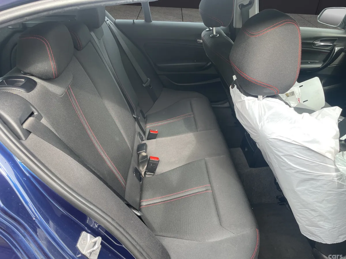 BMW 1-Series Hatchback, Petrol, 2017, Blue