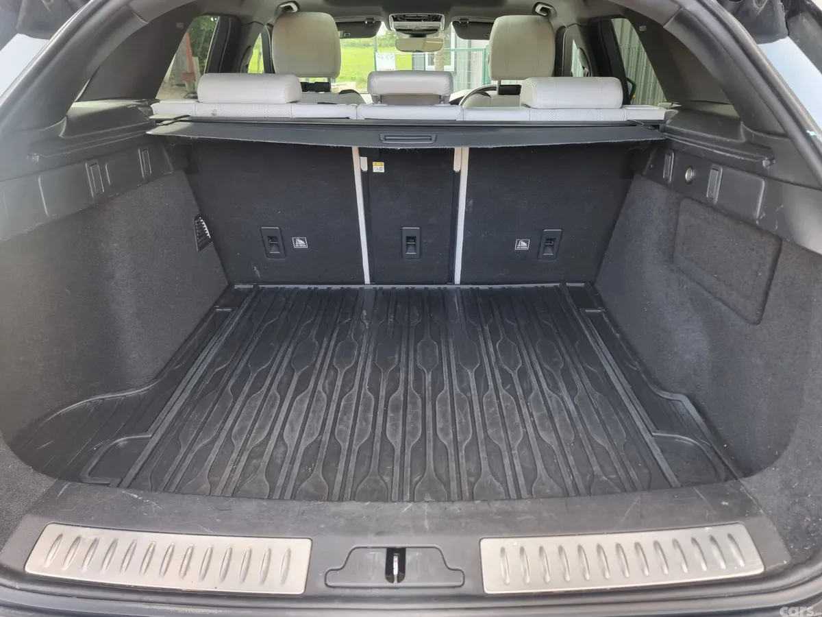 Land Rover Range Rover Velar SUV, Diesel, 2018, White