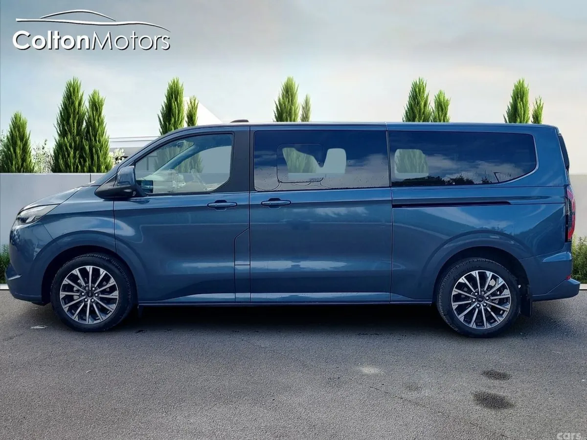 Ford Tourneo Custom MPV, Electric, 2025, Blue