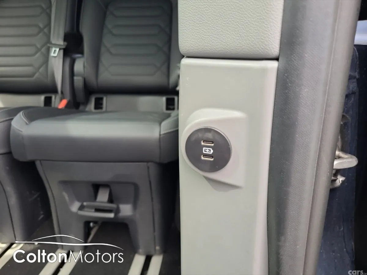 Ford Tourneo Custom MPV, Electric, 2025, Blue