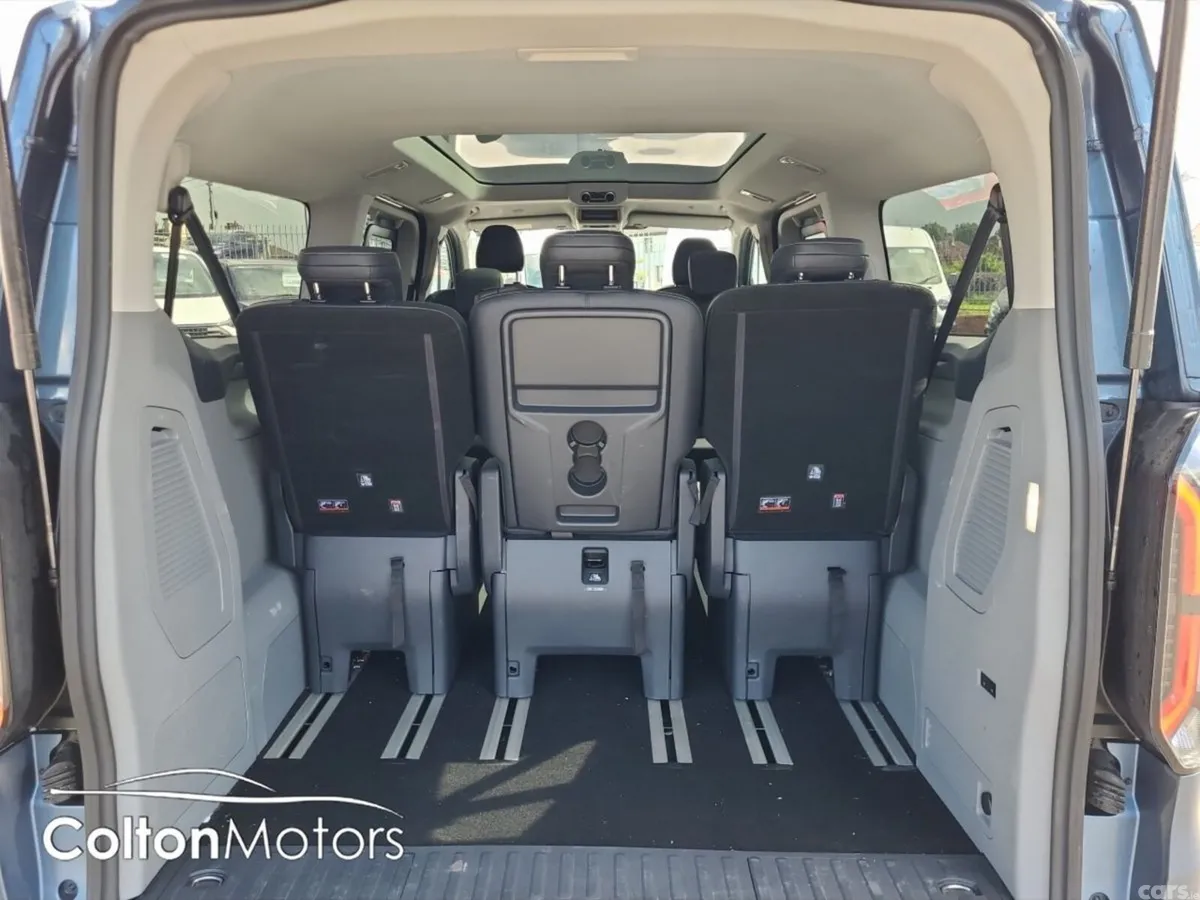 Ford Tourneo Custom MPV, Electric, 2025, Blue