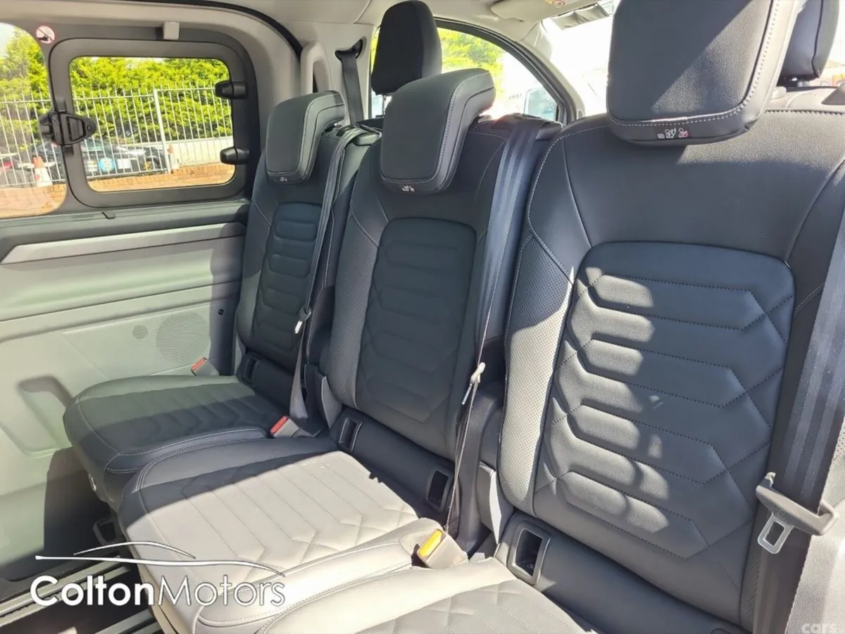 Ford Tourneo Custom MPV, Electric, 2025, Blue