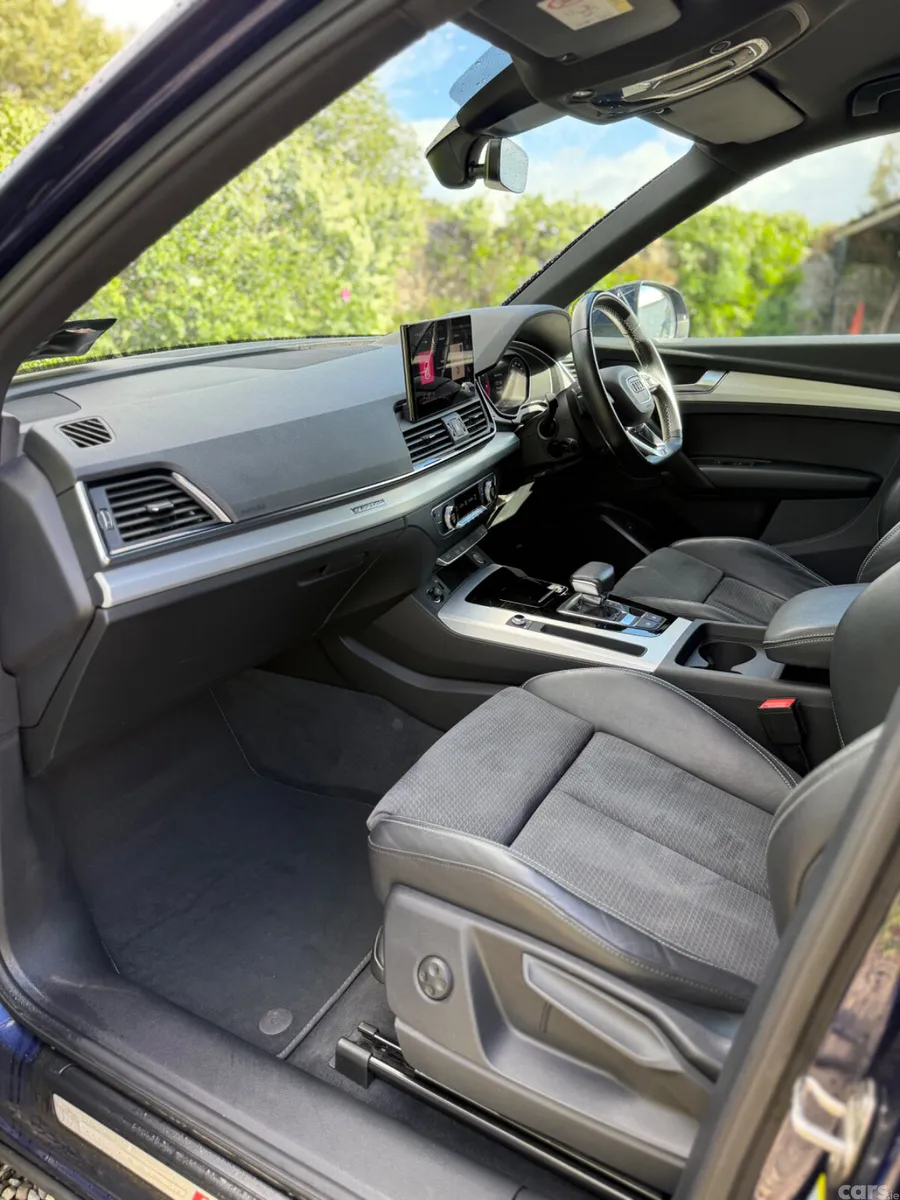 Audi Q5 SUV, Diesel, 2021, Blue