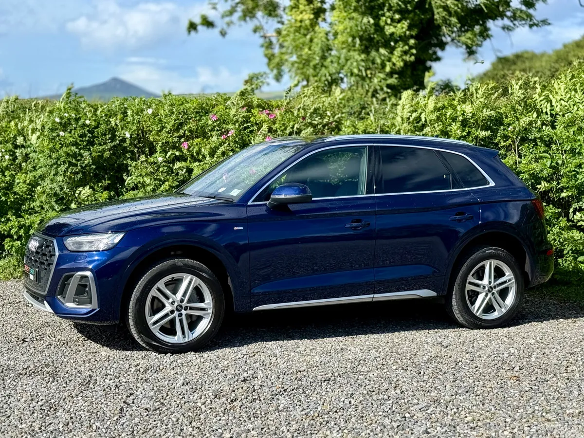 Audi Q5 SUV, Diesel, 2021, Blue