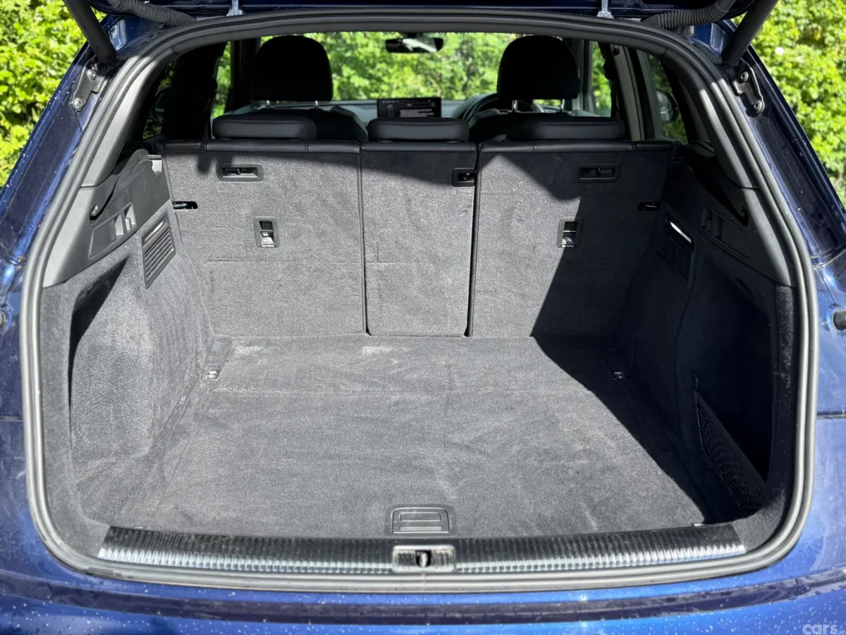 Audi Q5 SUV, Diesel, 2021, Blue