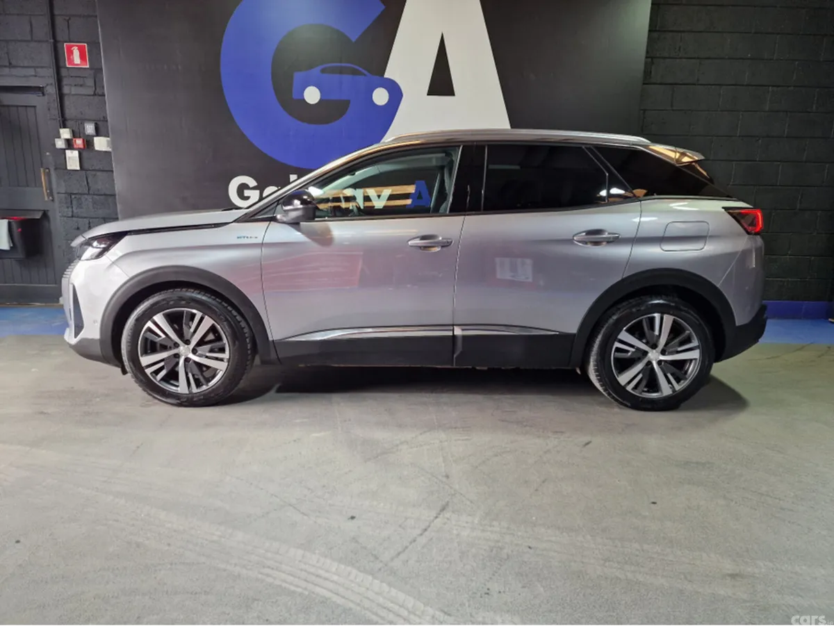 Peugeot 3008 Hatchback, Petrol Plug-in Hybrid, 2022, Grey