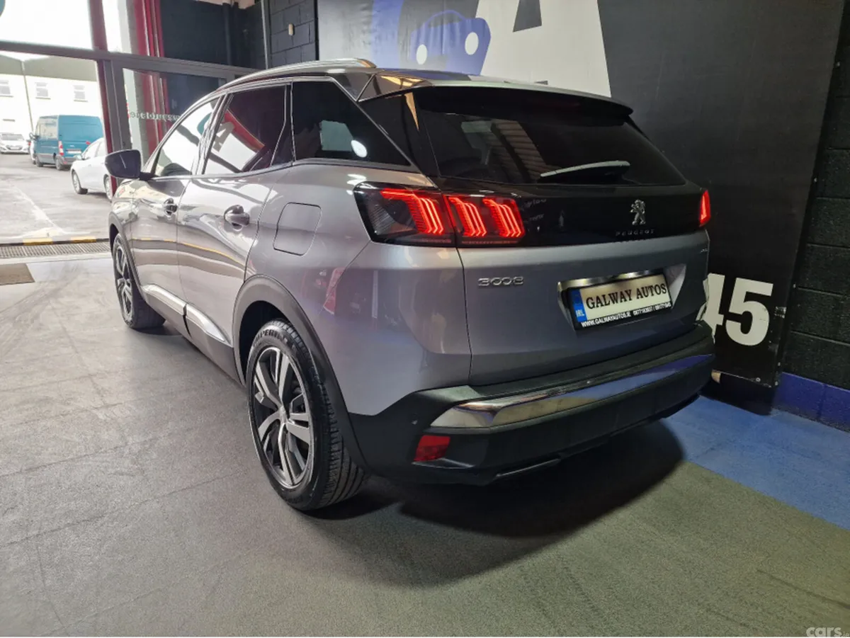 Peugeot 3008 Hatchback, Petrol Plug-in Hybrid, 2022, Grey