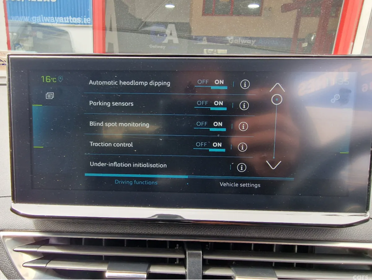 Peugeot 3008 Hatchback, Petrol Plug-in Hybrid, 2022, Grey