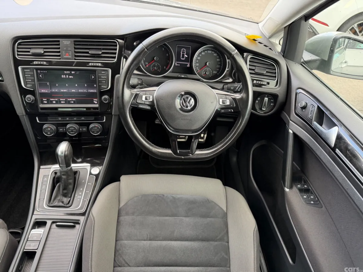 Volkswagen Golf Hatchback, Petrol, 2017, Grey