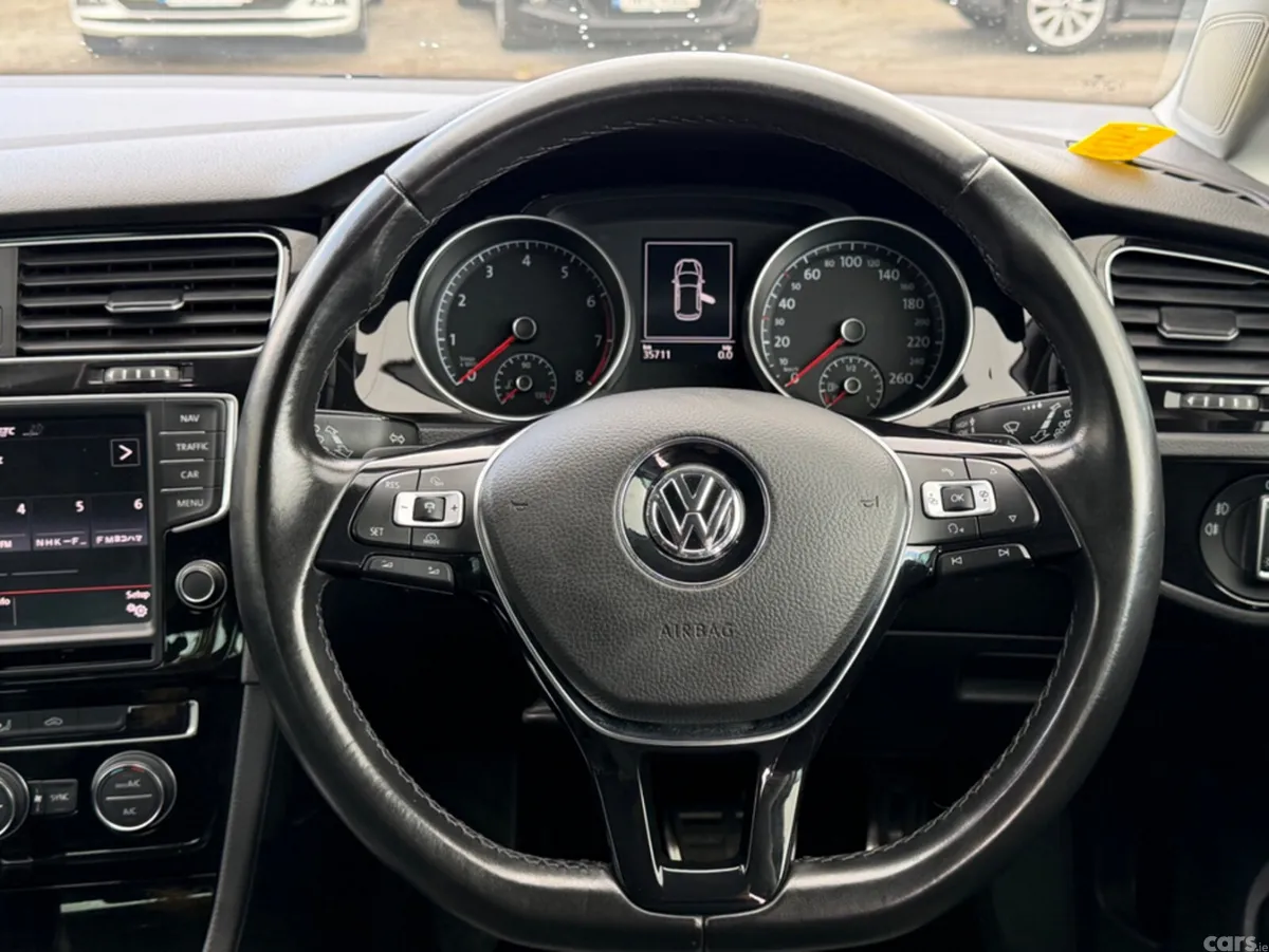 Volkswagen Golf Hatchback, Petrol, 2017, Grey