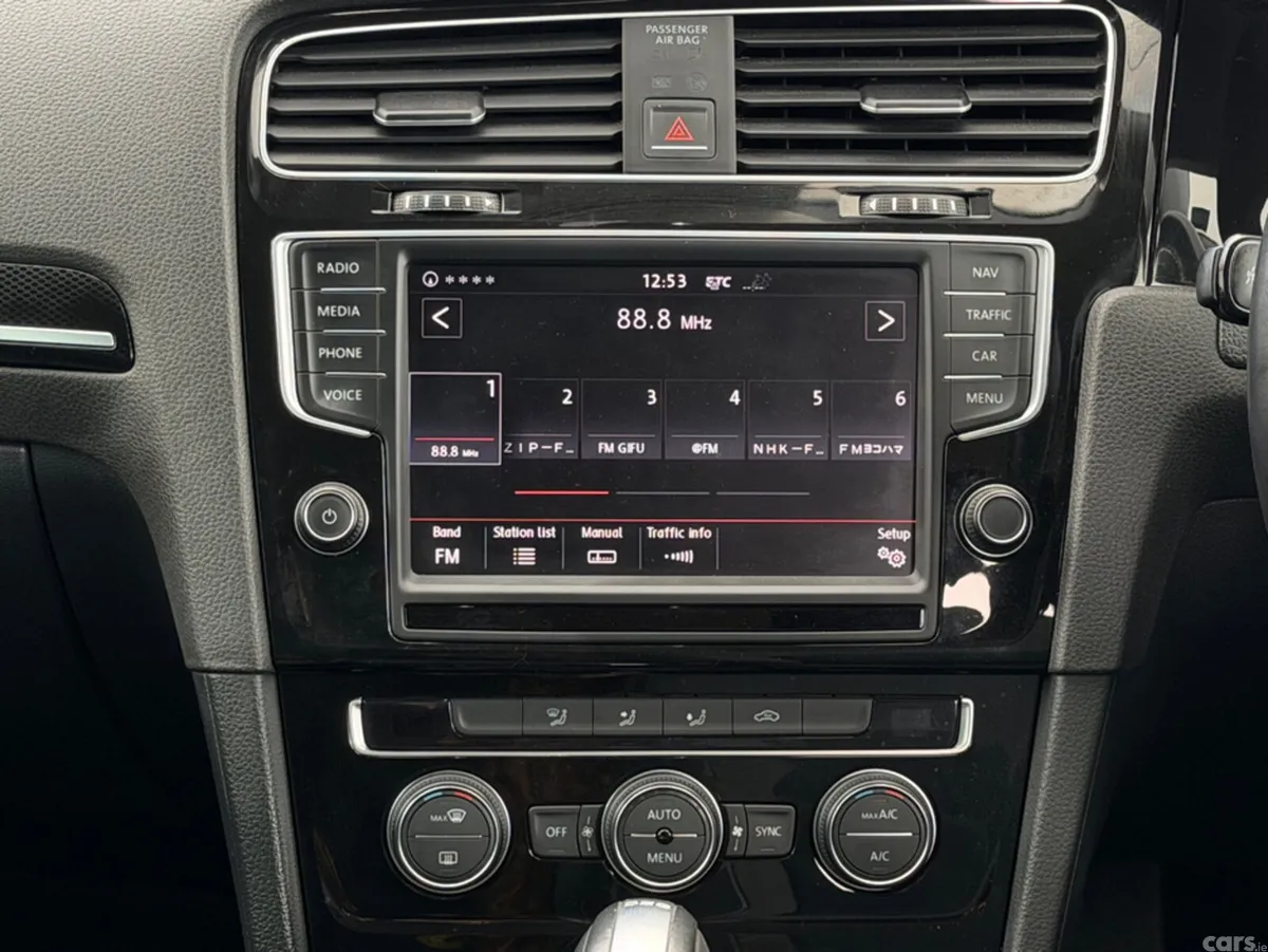 Volkswagen Golf Hatchback, Petrol, 2017, Grey