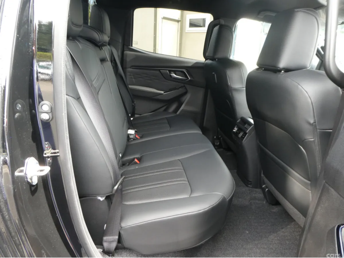 Isuzu D-Max Pick Up, Diesel, 2026, Black