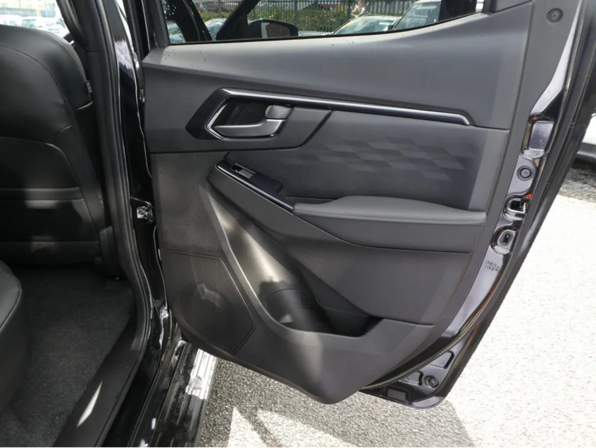 Isuzu D-Max Pick Up, Diesel, 2026, Black
