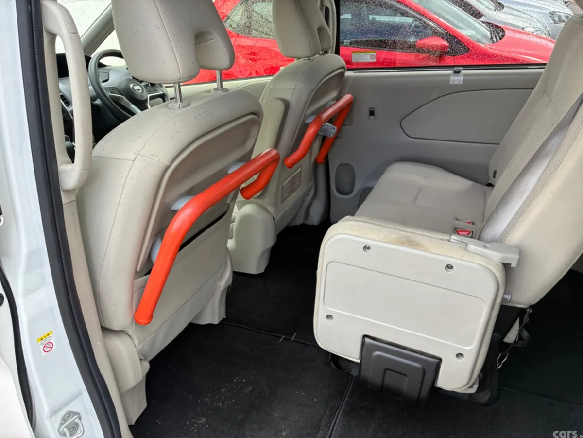 Nissan Serena Hatchback, Petrol Hybrid, 2018, White