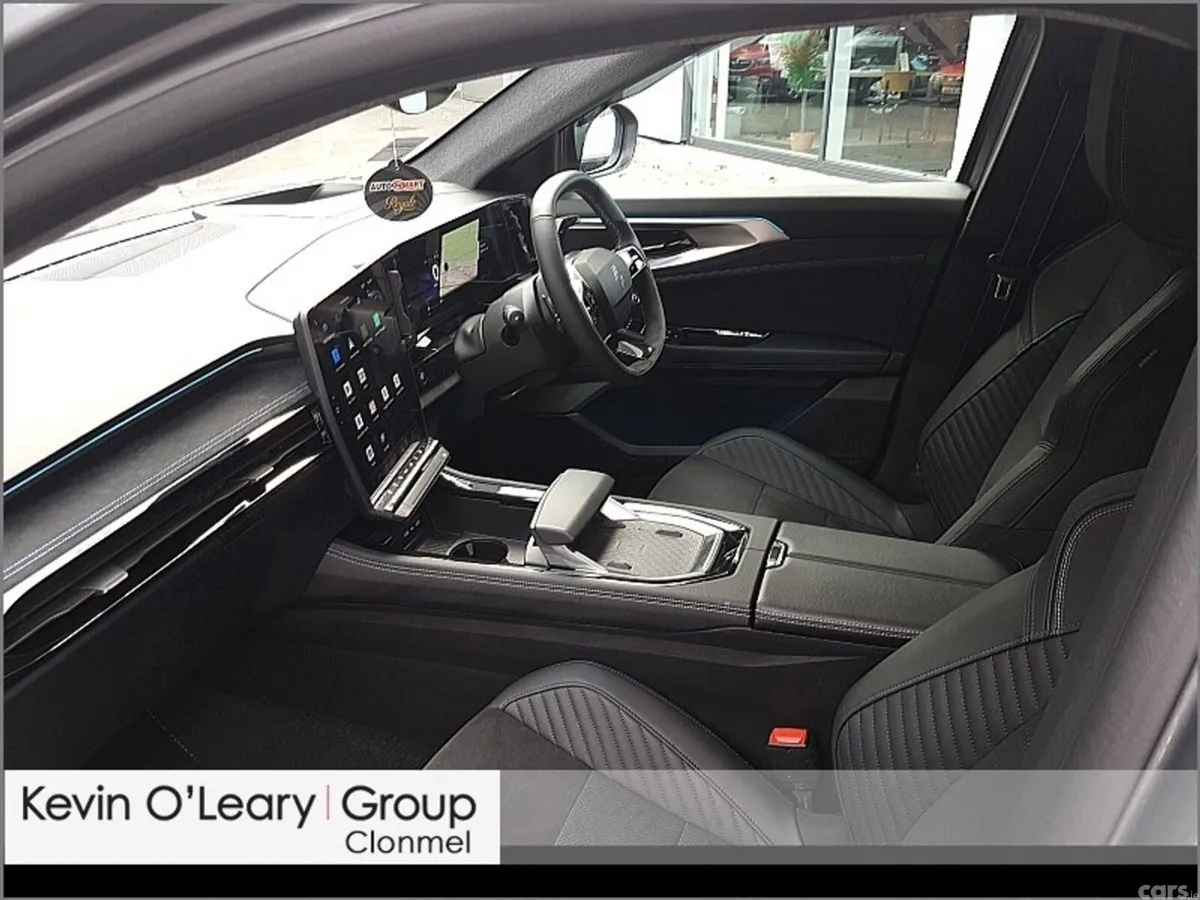 Renault Rafale SUV, Petrol Hybrid, 2025, Grey