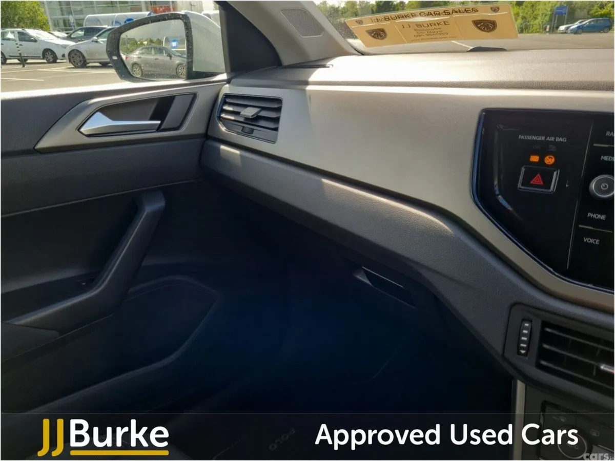 Volkswagen Polo Hatchback, Petrol, 2020, White