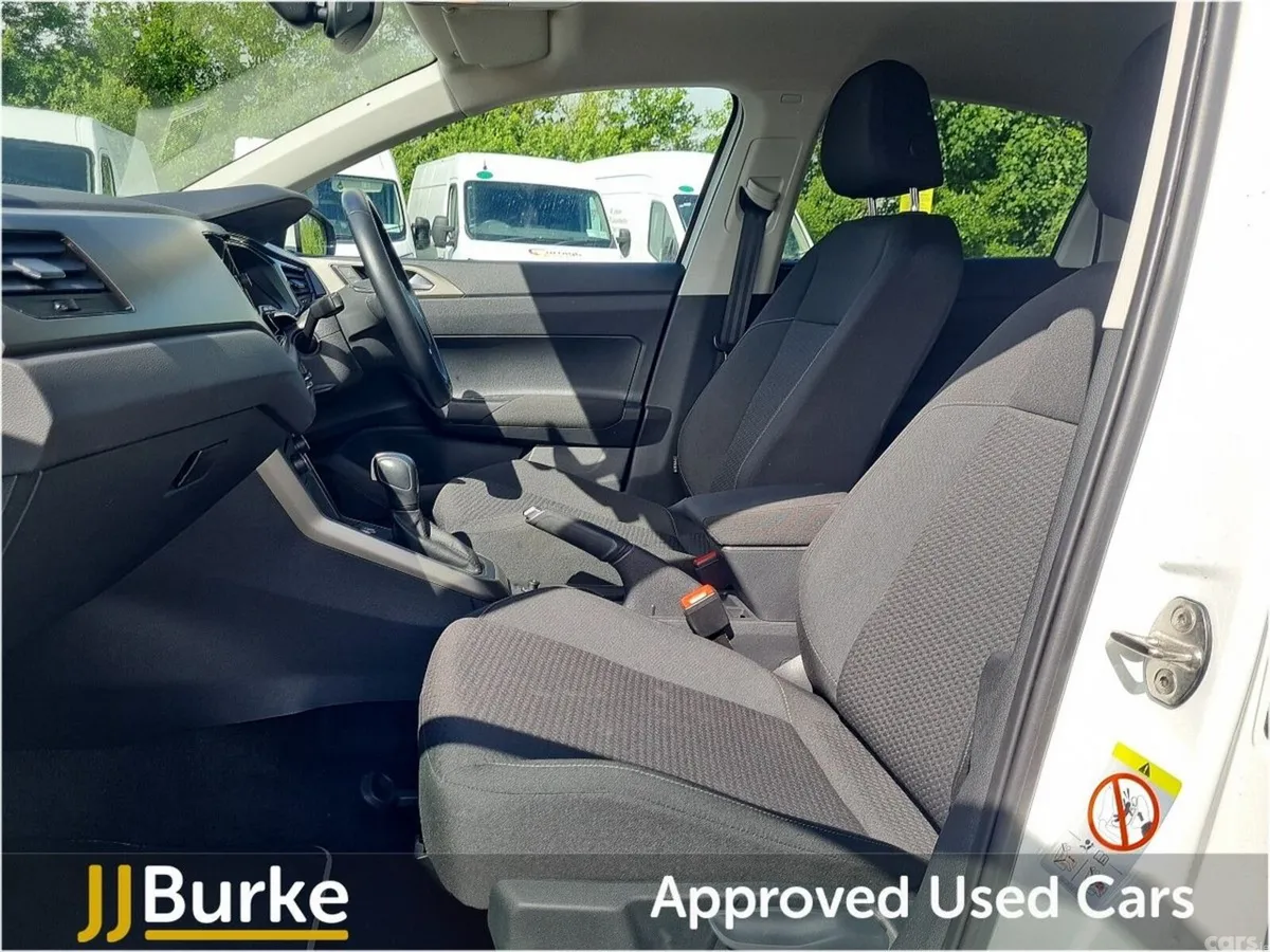 Volkswagen Polo Hatchback, Petrol, 2020, White
