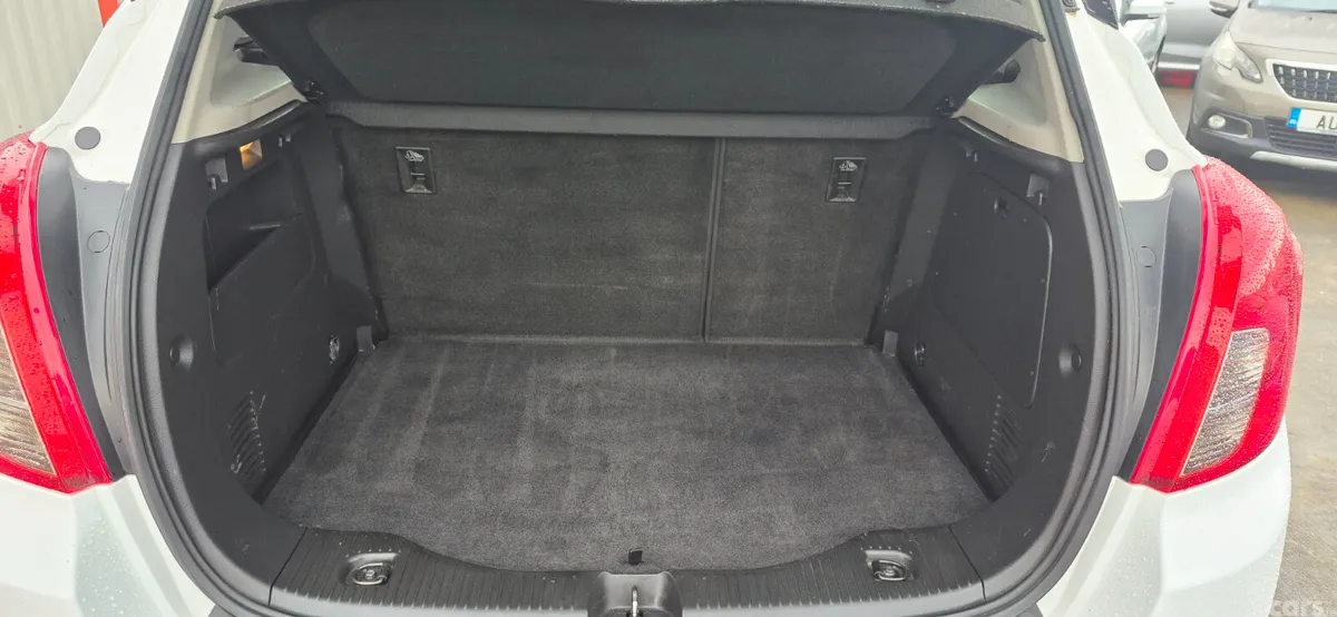 Vauxhall Mokka SUV, Diesel, 2016, White