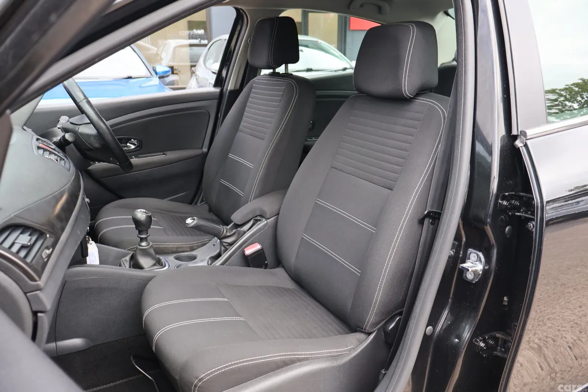 Renault Fluence Saloon, Diesel, 2016, Black