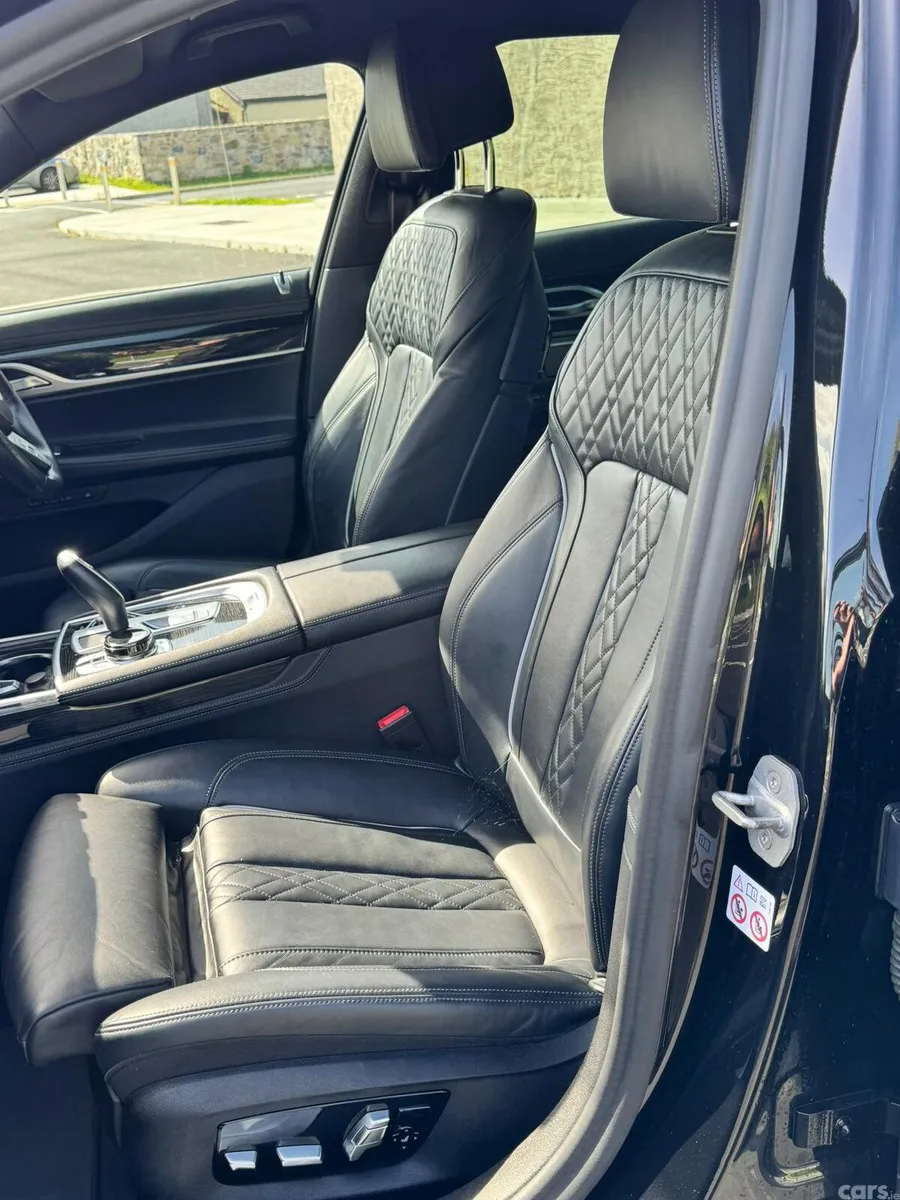 BMW 7-Series Saloon, Diesel, 2020, Black