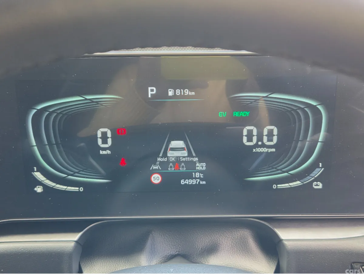 Kia Niro SUV, Petrol Hybrid, 2024, White
