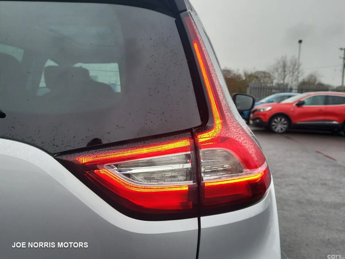 Renault Grand Scenic SUV, Diesel, 2018, Grey