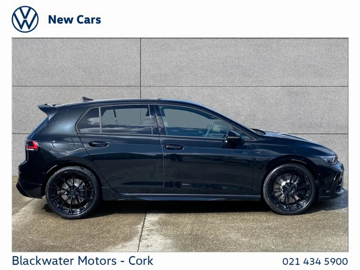 Volkswagen Golf Hatchback, Petrol, 2027, Blue