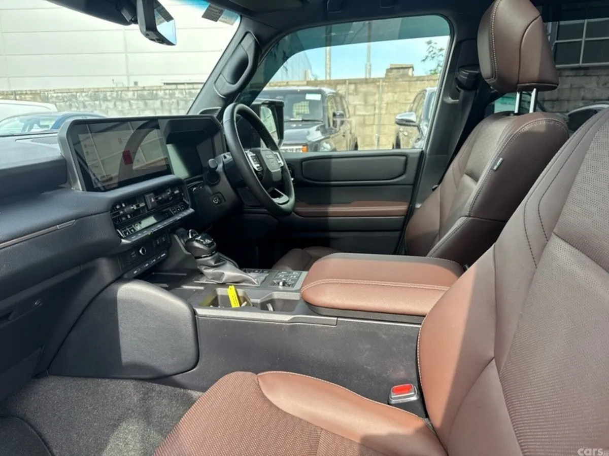 Toyota Land Cruiser SUV, Diesel, 2025, White