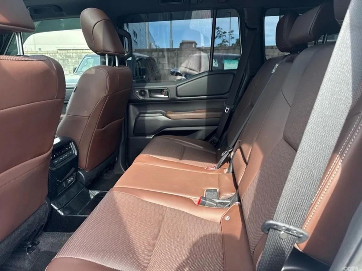Toyota Land Cruiser SUV, Diesel, 2025, White