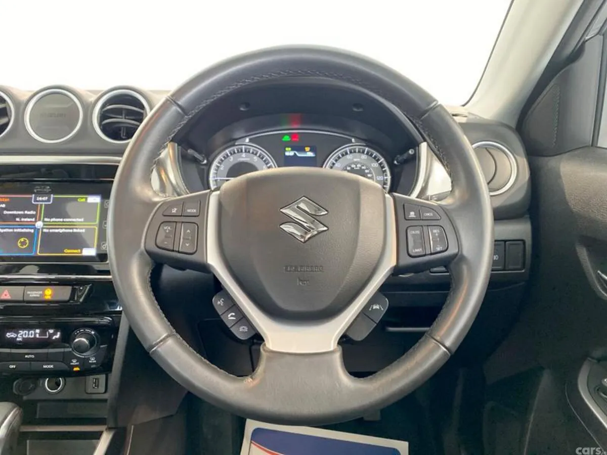 Suzuki Vitara SUV, Petrol Hybrid, 2022, Grey