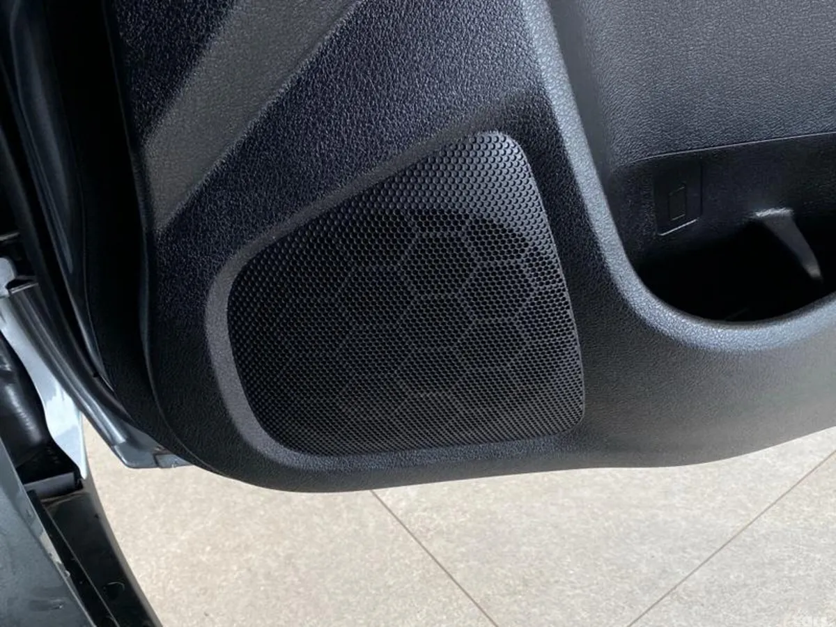 Suzuki Vitara SUV, Petrol Hybrid, 2022, Grey