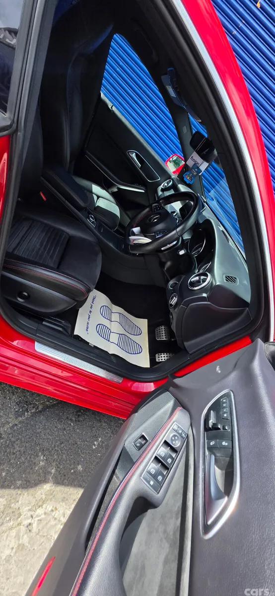 Mercedes-Benz C-Class Estate, Petrol, 2016, Red