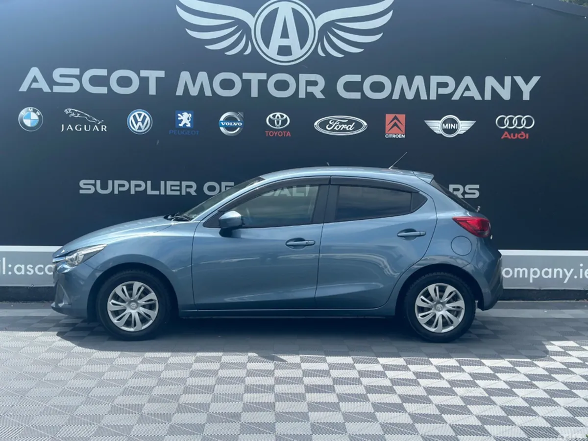 Mazda Demio Hatchback, Petrol, 2015, Blue
