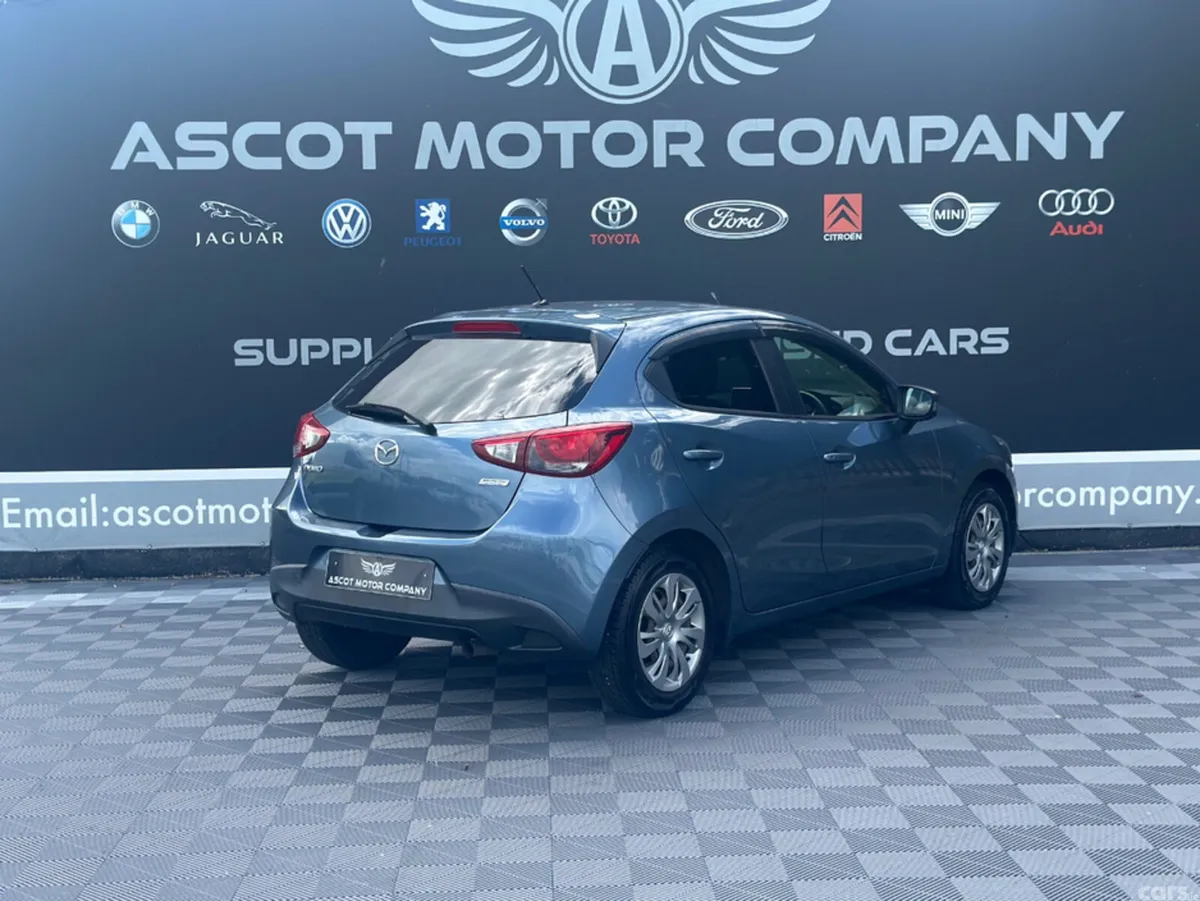 Mazda Demio Hatchback, Petrol, 2015, Blue