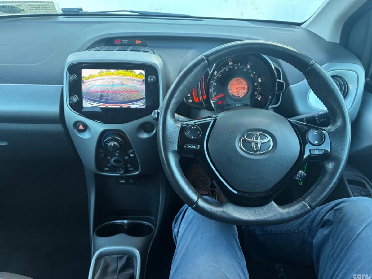 Toyota Aygo Hatchback, Petrol, 2021, Silver