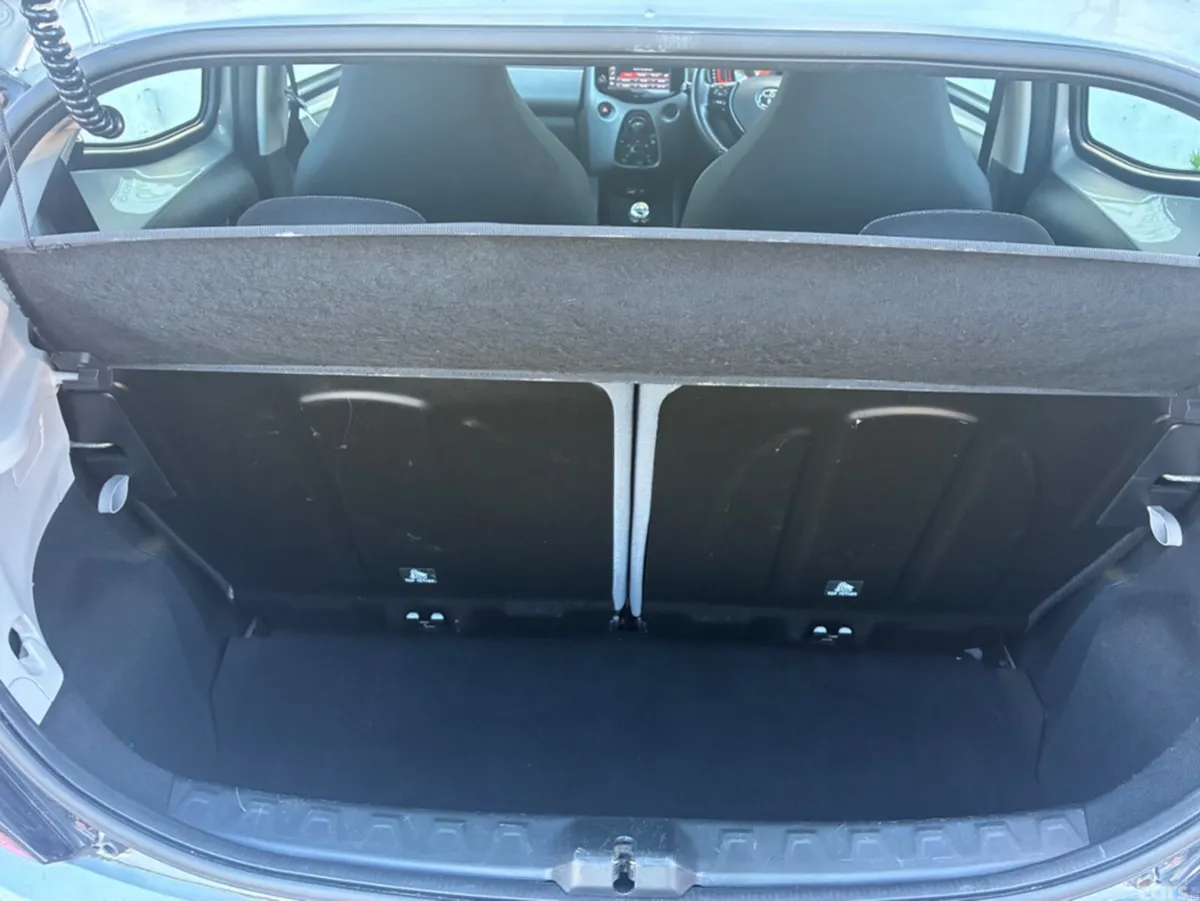 Toyota Aygo Hatchback, Petrol, 2021, Silver