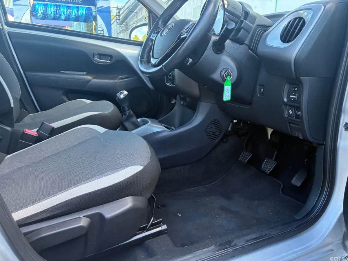 Toyota Aygo Hatchback, Petrol, 2021, Silver