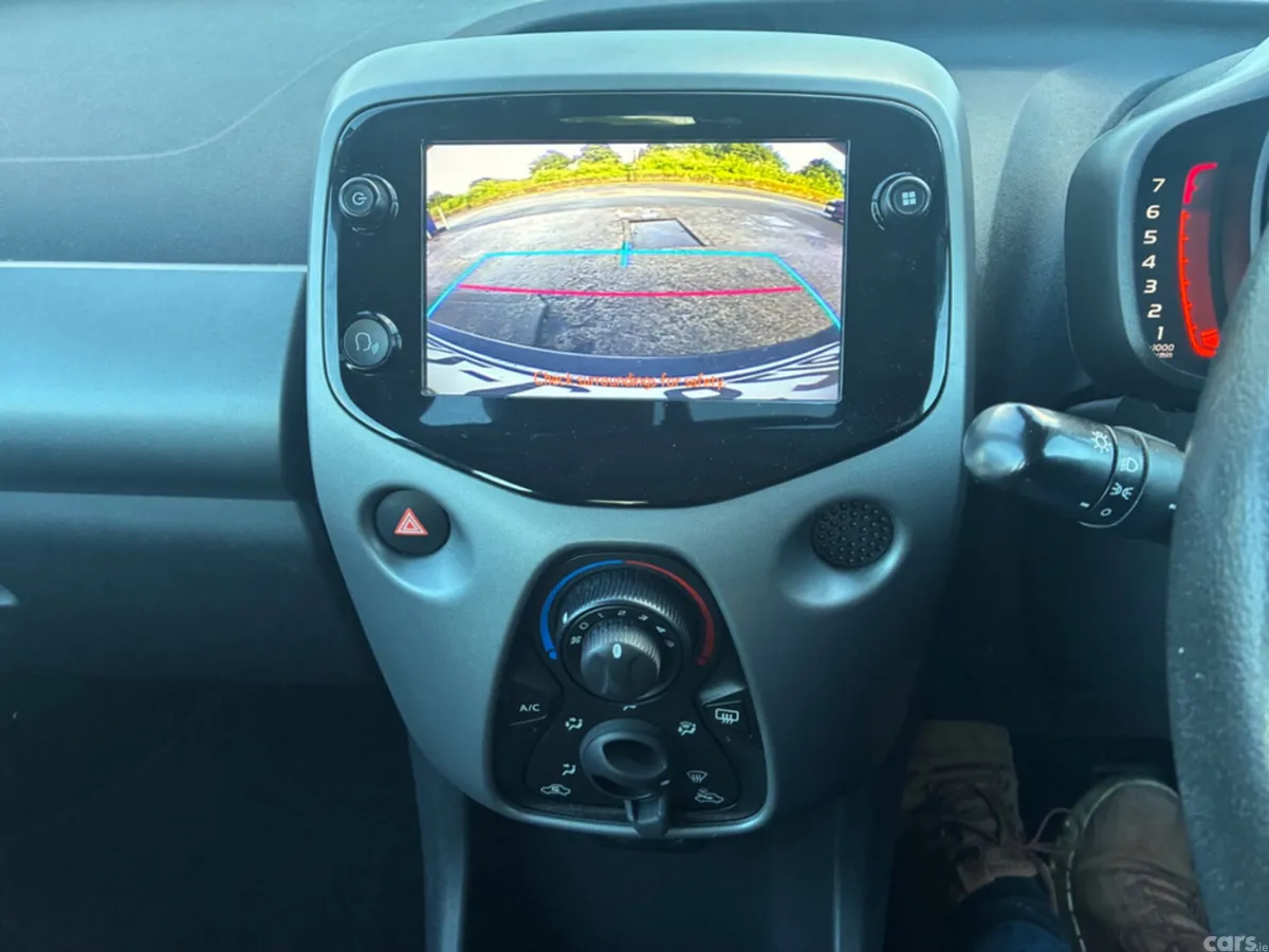 Toyota Aygo Hatchback, Petrol, 2021, Silver