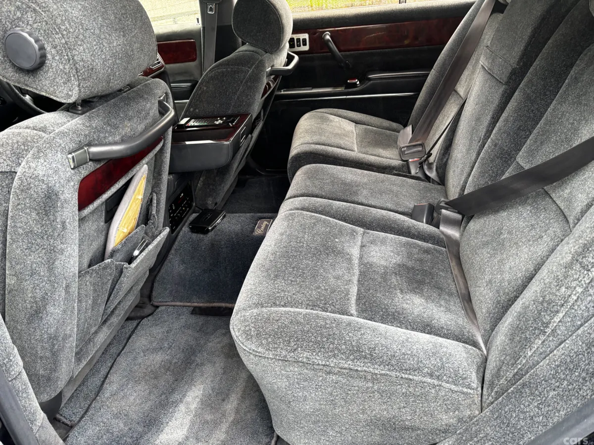 Toyota Century Saloon, Petrol, 1991, Blue