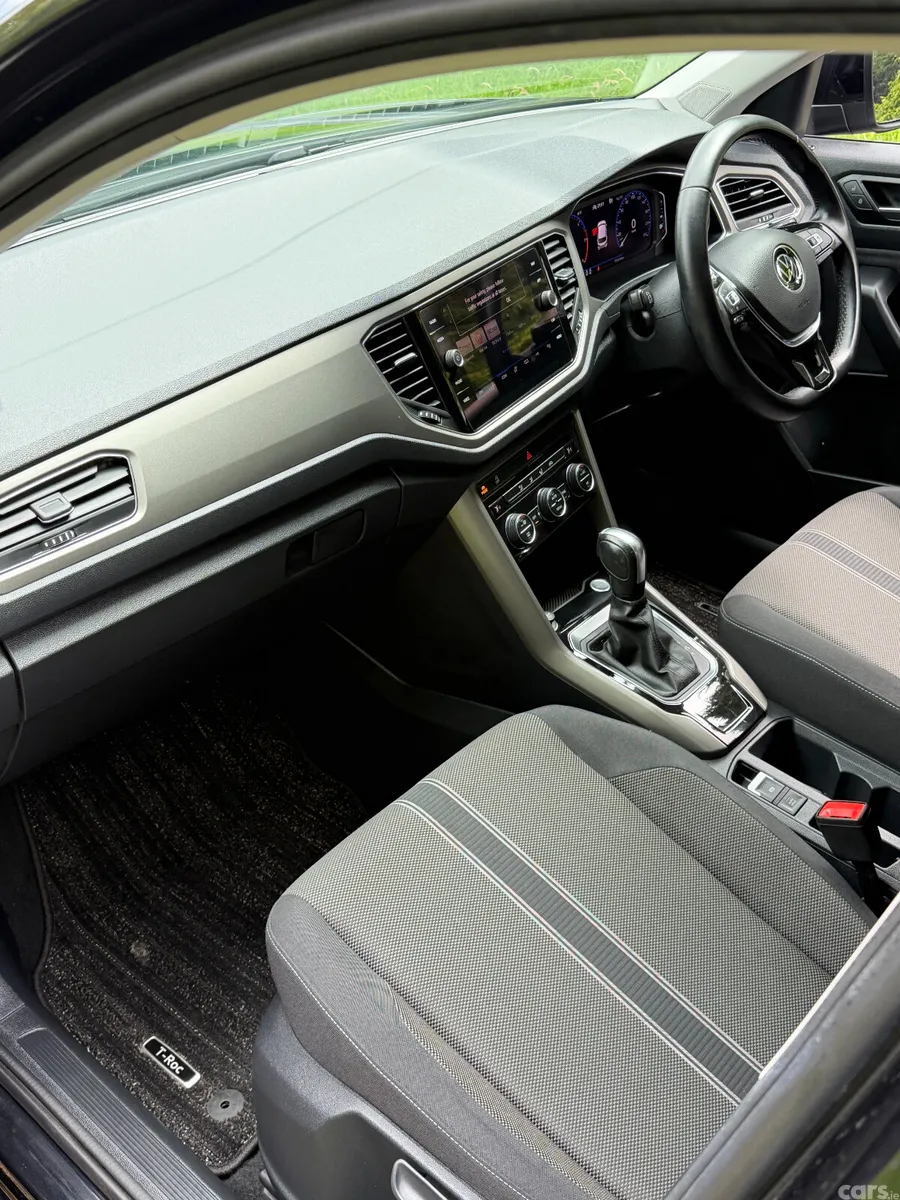 Volkswagen T-Roc SUV, Diesel, 2021, Black