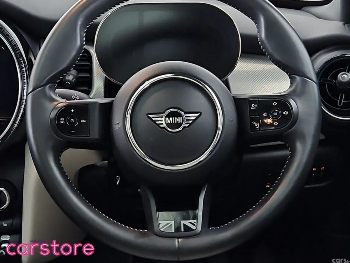 Mini Cooper Hatchback, Petrol, 2022, White