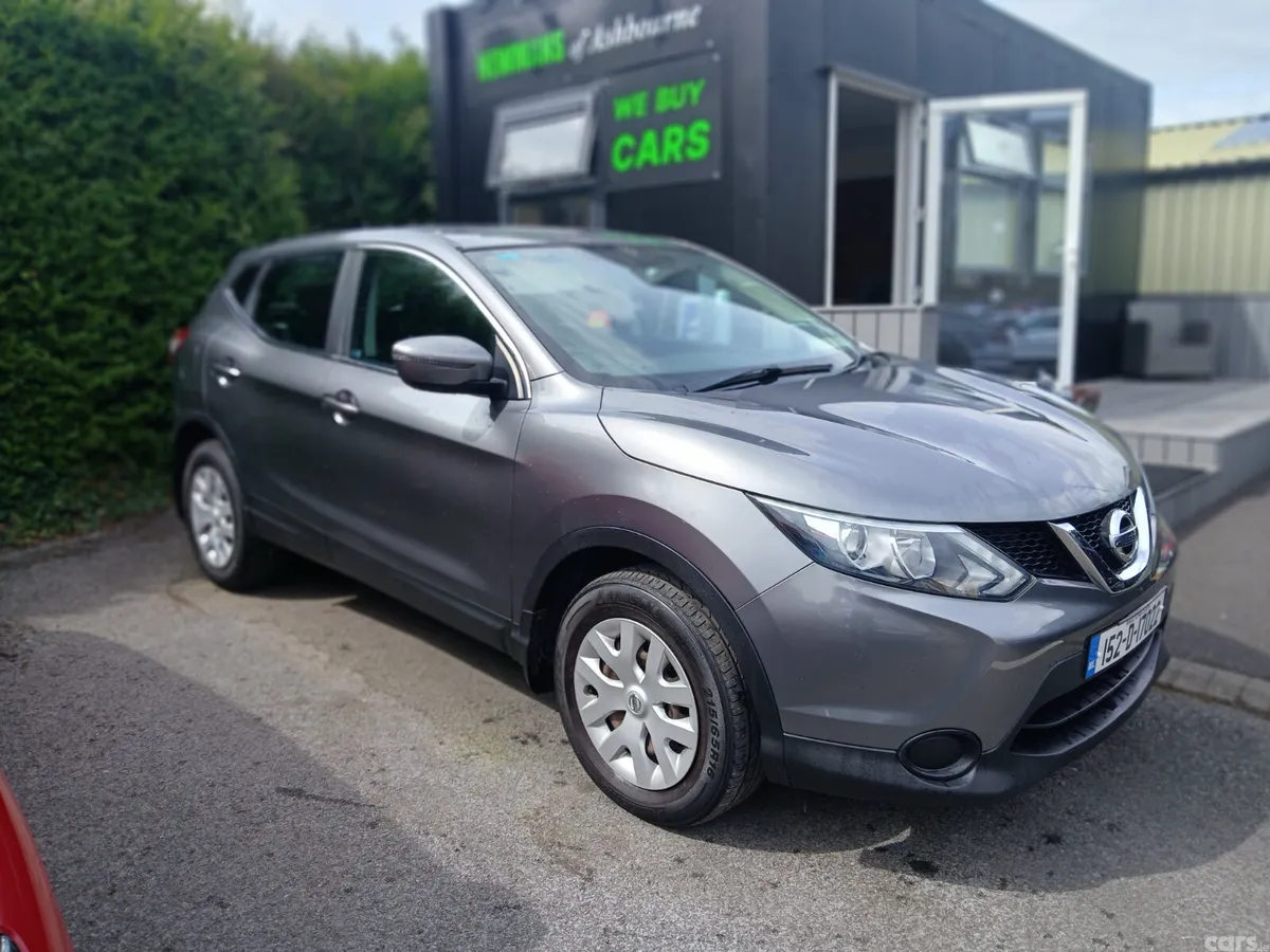 Nissan Qashqai SUV, Diesel, 2015, Grey