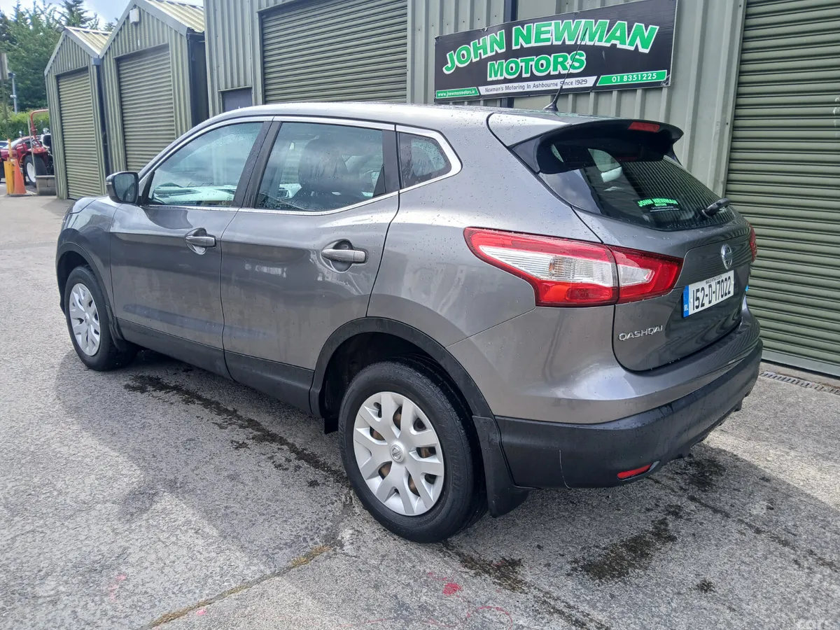 Nissan Qashqai SUV, Diesel, 2015, Grey